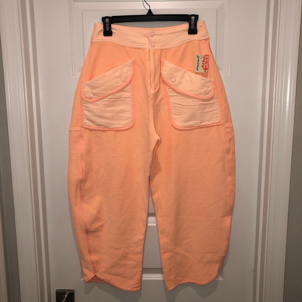 New Free People FP Movement Peach Timko Barrel Leg Pants sz S/Small - Picture 5 of 8